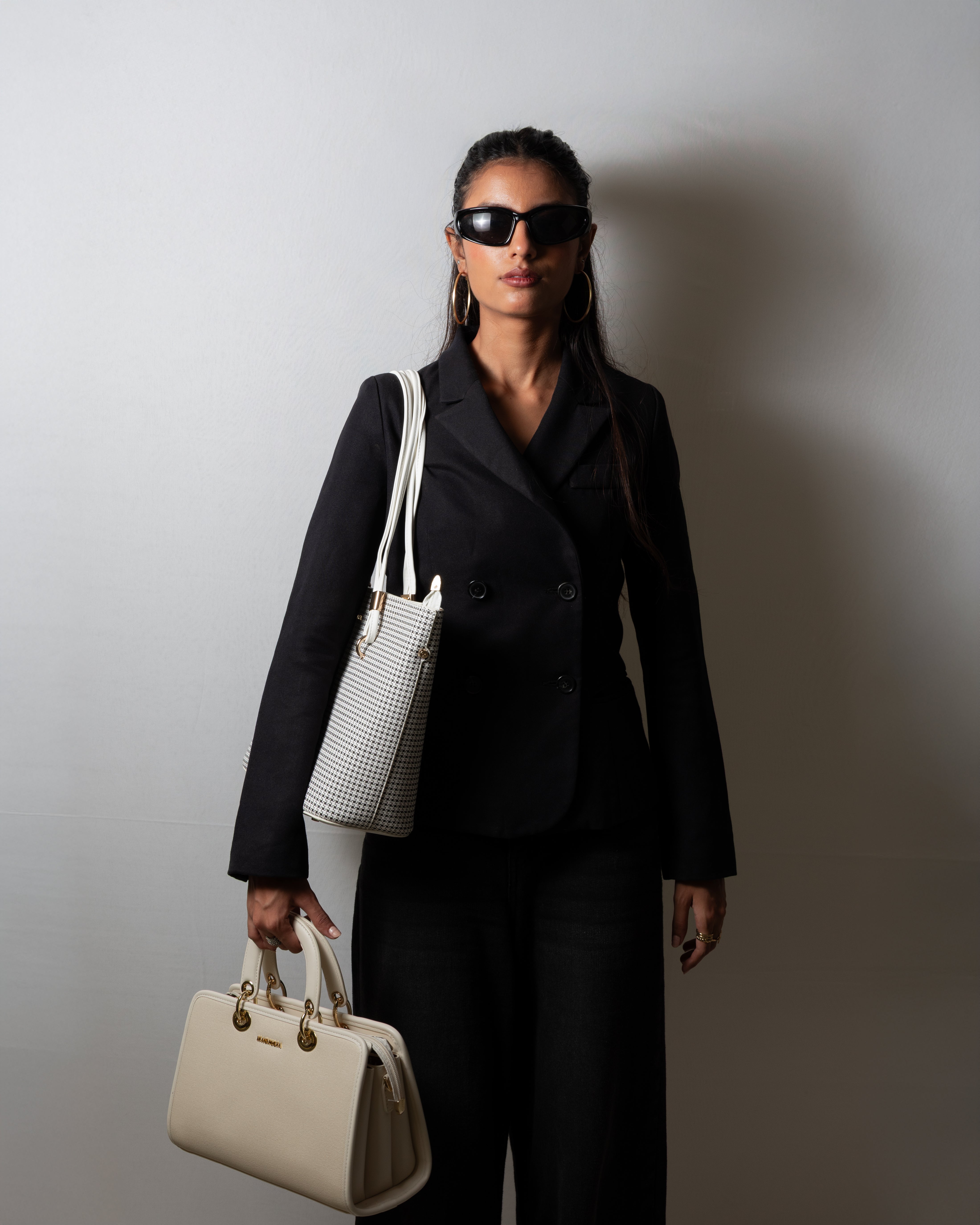 Magnolia Elegant Textured Handbag