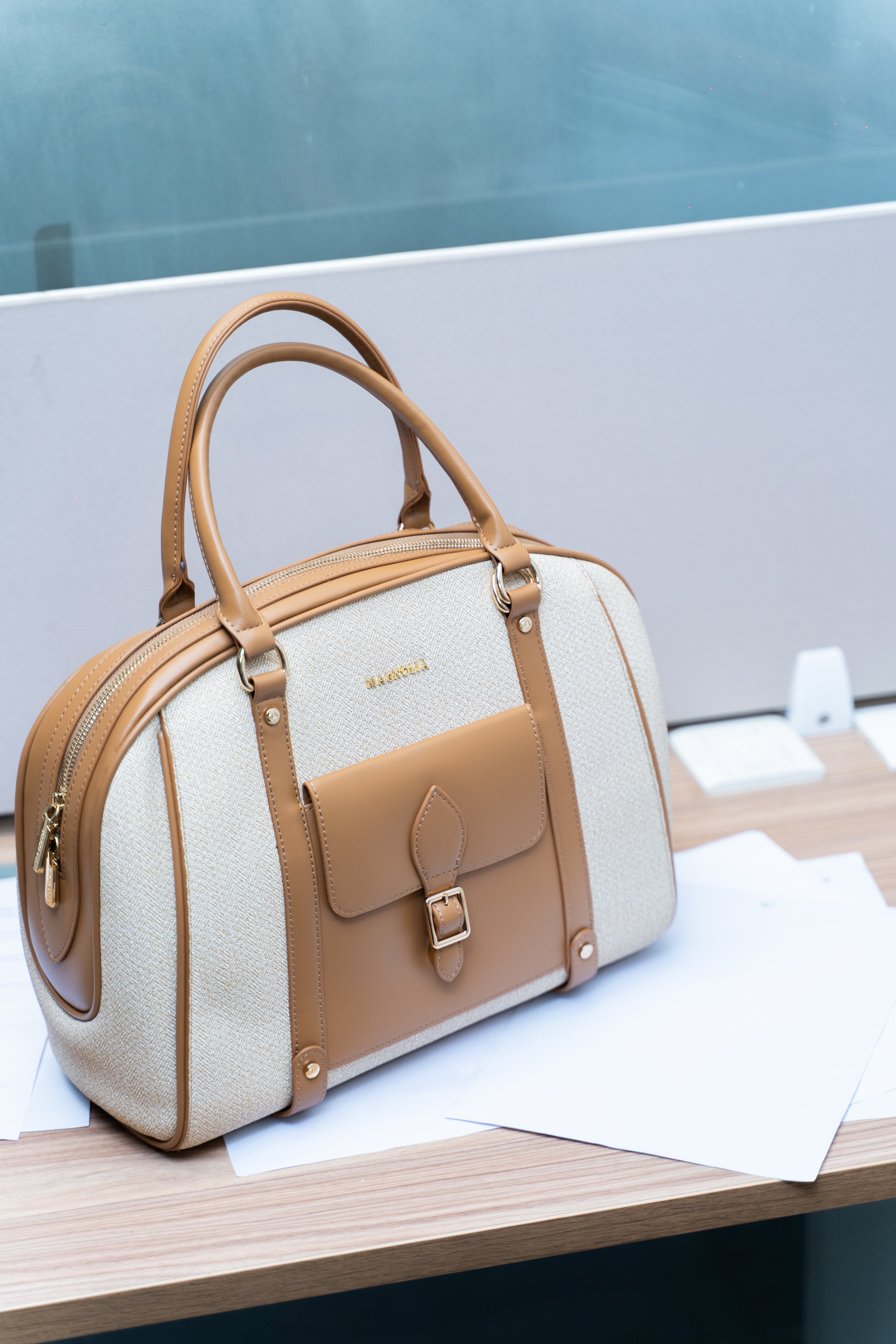 Magnolia Elegant Leatherette Handbag for Women with Detachable Strap