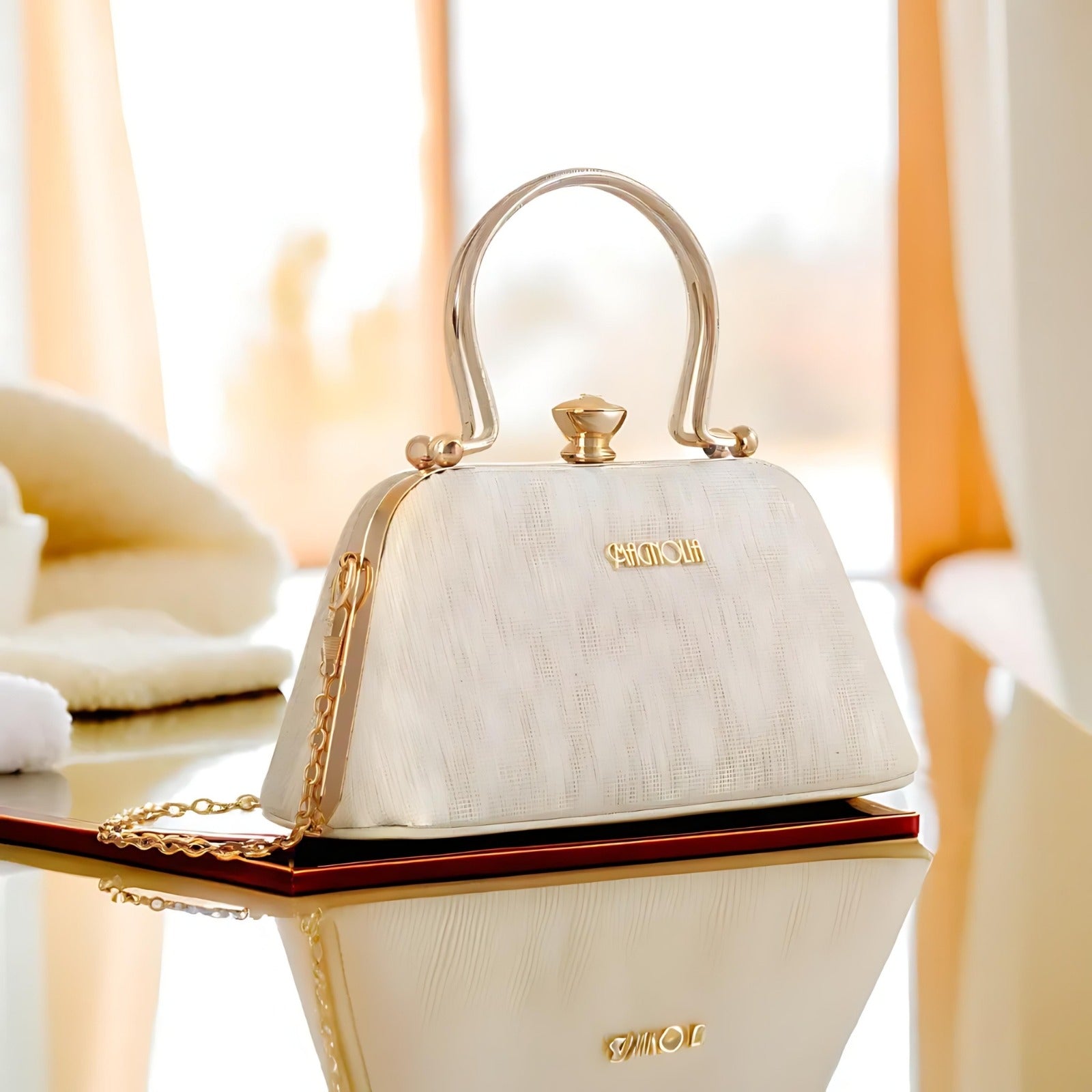 Magnolia Off-white Cressida Bridal Purse